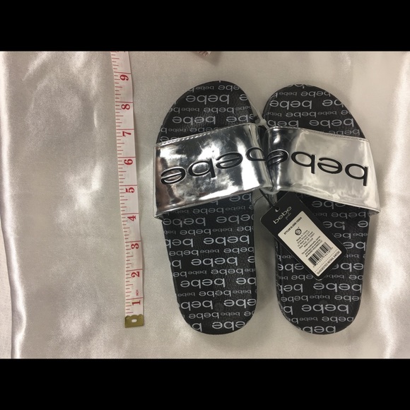 Bebe Girls Flats Silver Brand New - Picture 2 of 3